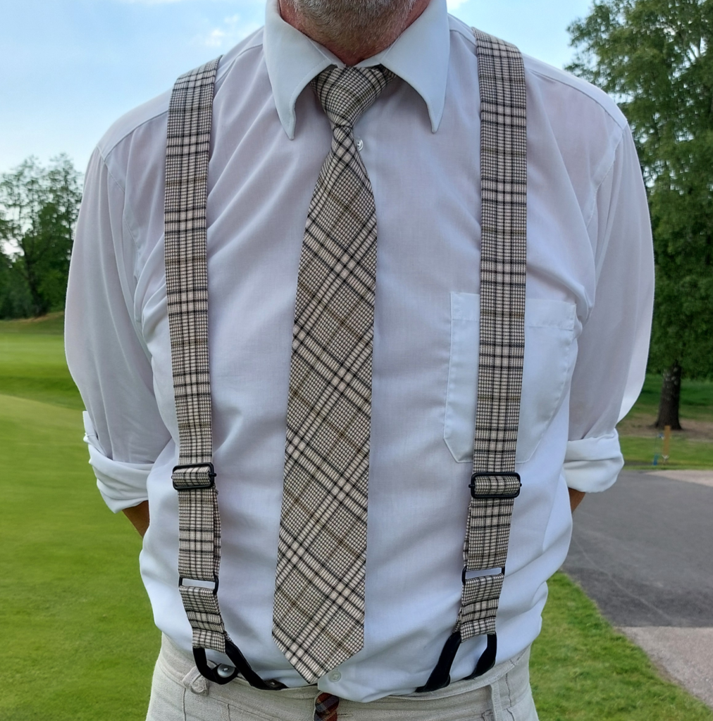 Hängslen med matchande slips